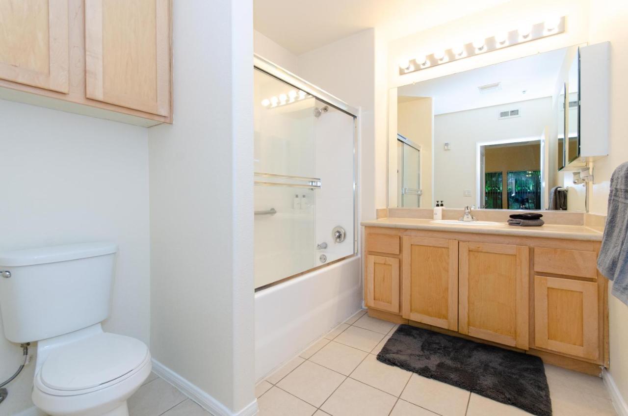 Located Perfectly 2 Bedroom Downtown Los Angeles Лос Анджелис Екстериор снимка