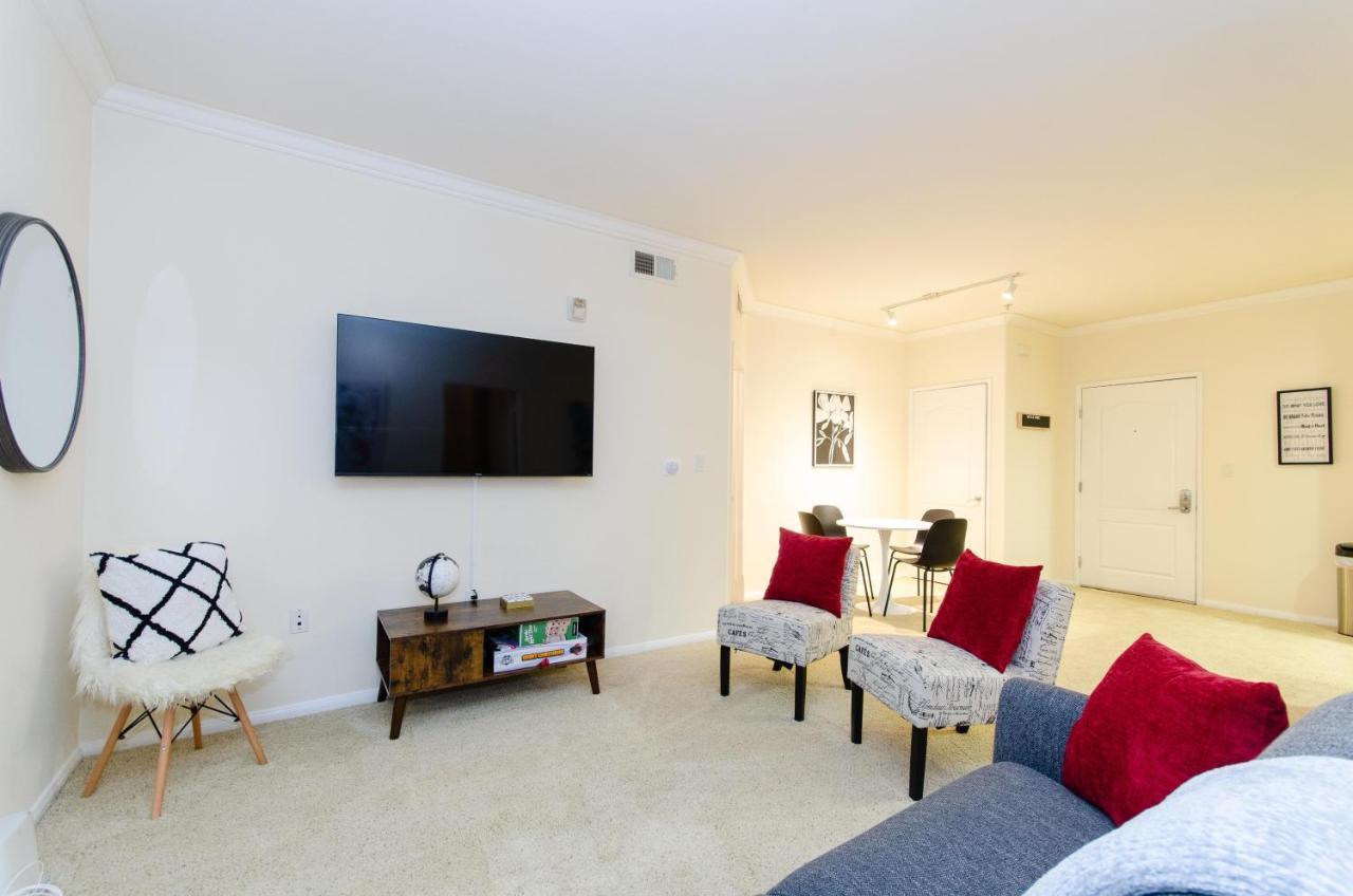 Located Perfectly 2 Bedroom Downtown Los Angeles Лос Анджелис Екстериор снимка